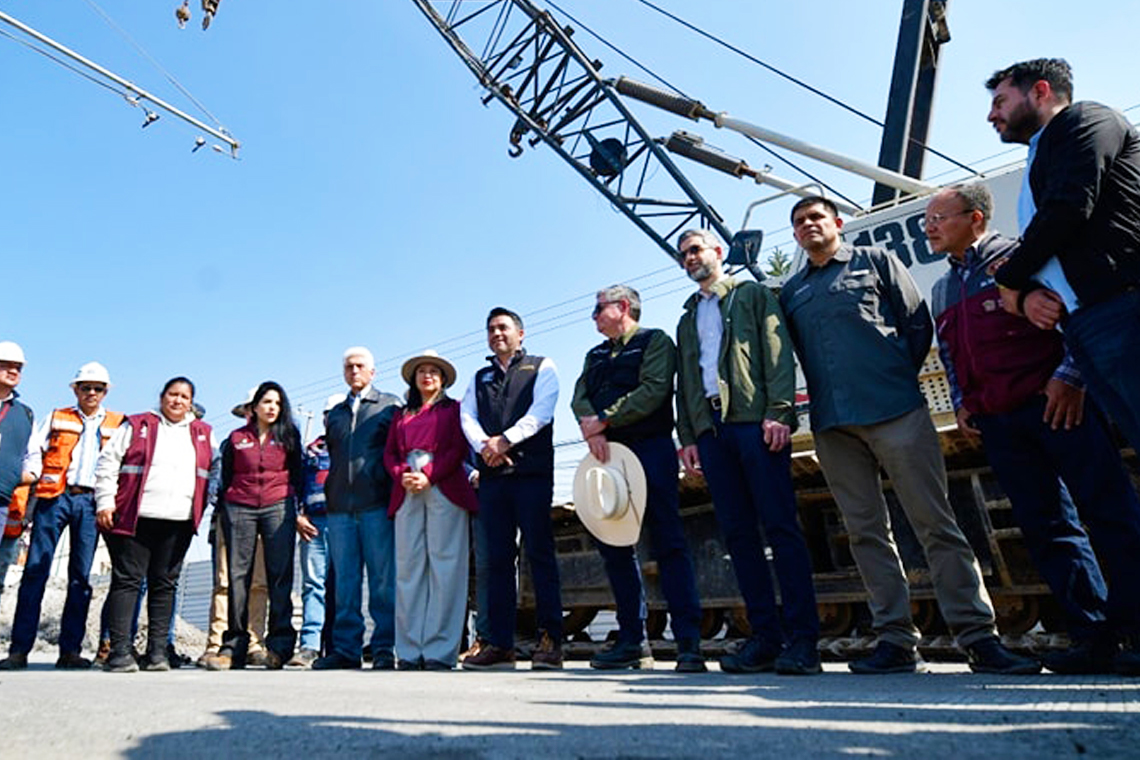 Boletín 013.- Abigail Sánchez supervisa obras con CONAGUA